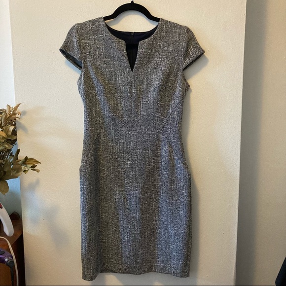Banana Republic Cap Sleeve Dress - Picture 5 of 7
